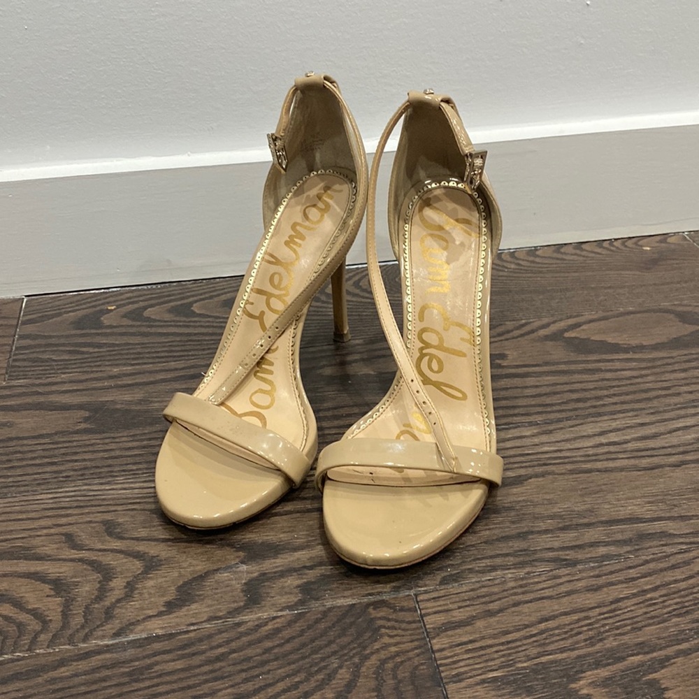 Sam Edelman nude patent leather heels